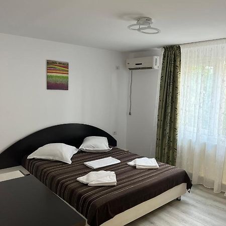 Vila Iris Mamaia Nord Năvodari Εξωτερικό φωτογραφία
